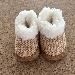 BearPaw Knit Sherpa Baby Booties in Cream and Tan
